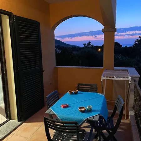 بيت للعطل Siisa La Muddizza A 500 Mt Dal Mare *